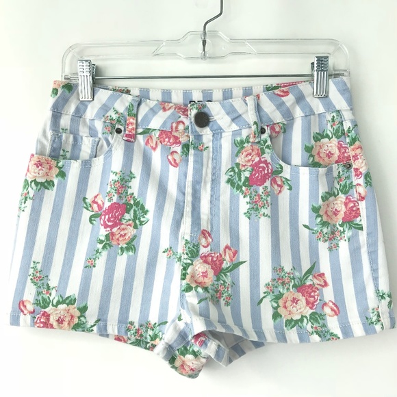 Urban Outfitters Pants - BDG Urban Outfitters High Rise Floral Shorts